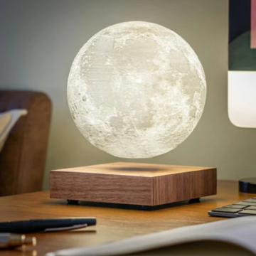 Flying Moon Lamp - 14 cm