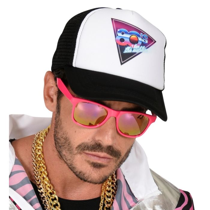 Retro cap in Black and White