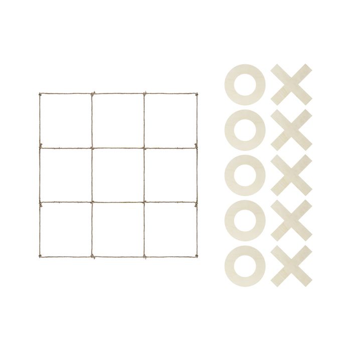 Noughts And Crosses Garden Game