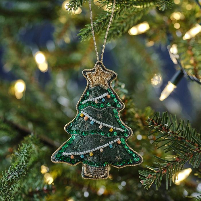 Green hanging Christmas figure in velvet 8x8 cm
