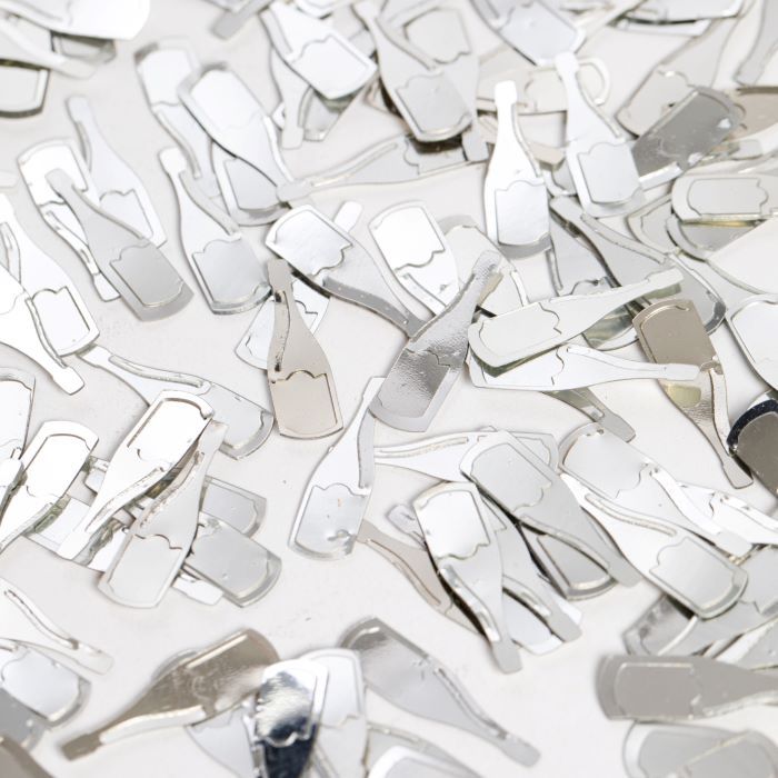 Silver coloured champagne bottle table confetti - 14 g