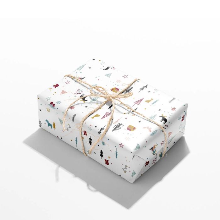 Christmas wrapping paper in white with Christmas motifs - 1000x70 cm