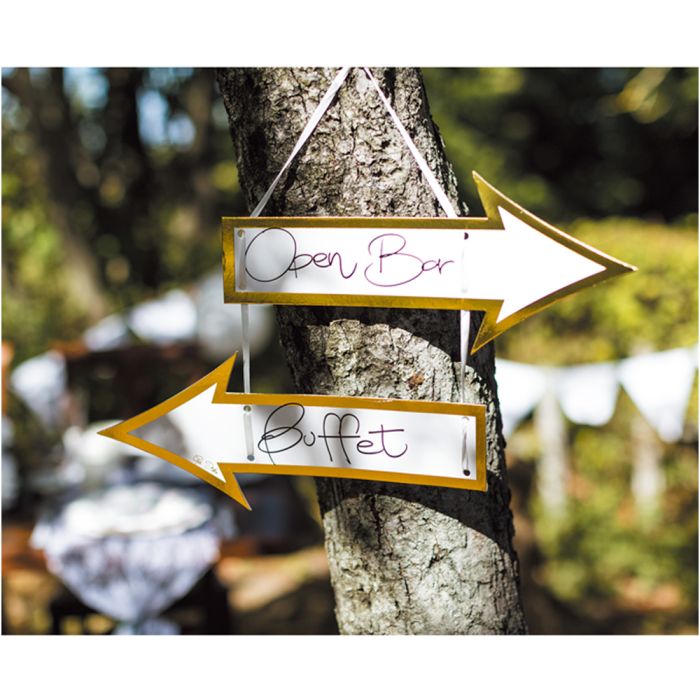 Hvide vejviserskilte med guldkant 2x - 35 cm