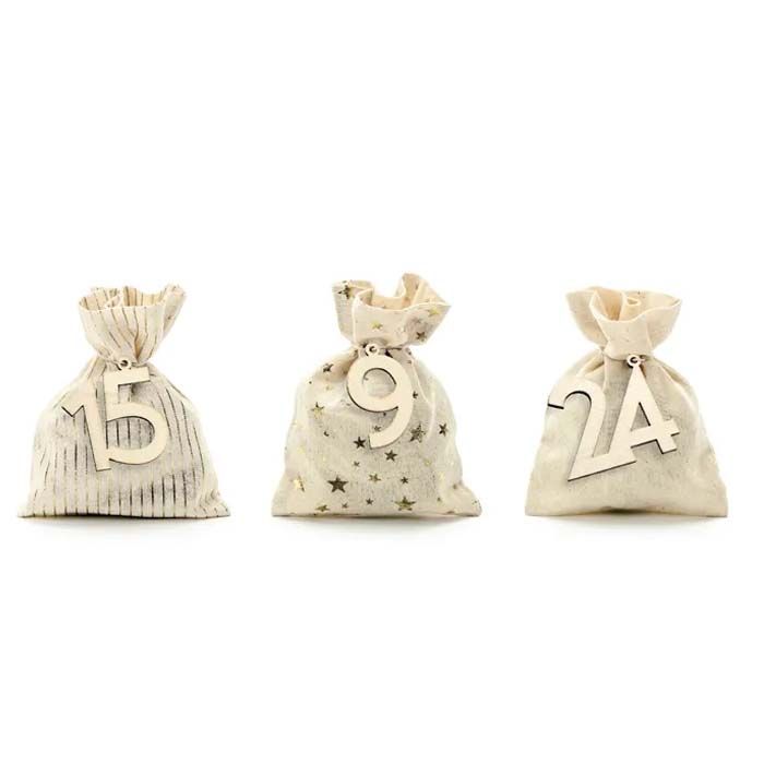 Advent Calendar with 24 Bags & Wooden Numbers 1-24