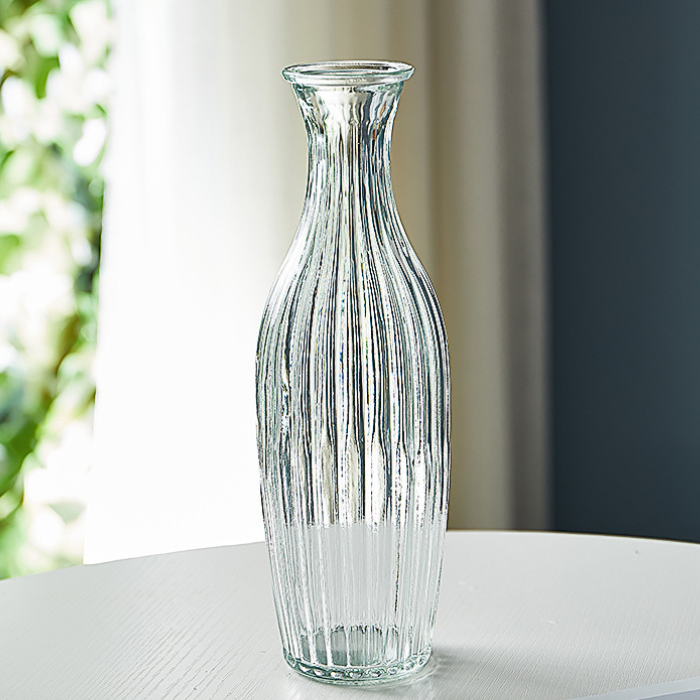 Ribbed glass vase - 23 cm
