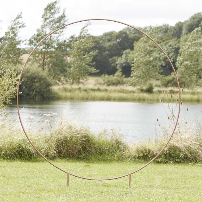 Hire round copper stand - 2 metres