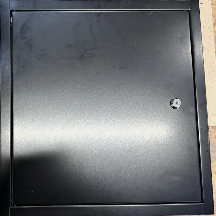 Large gate for boxing machine