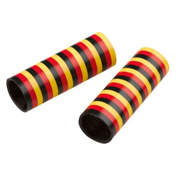 Red, Yellow and Black Streamers 3x