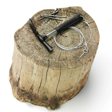Hammer and nails game with hammer and wire 