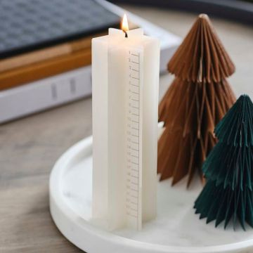Star-shaped Christmas advent candle white 18x6 cm